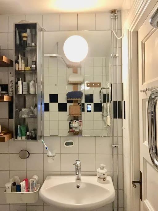 Entire Apartment Стокхолм Екстериор снимка